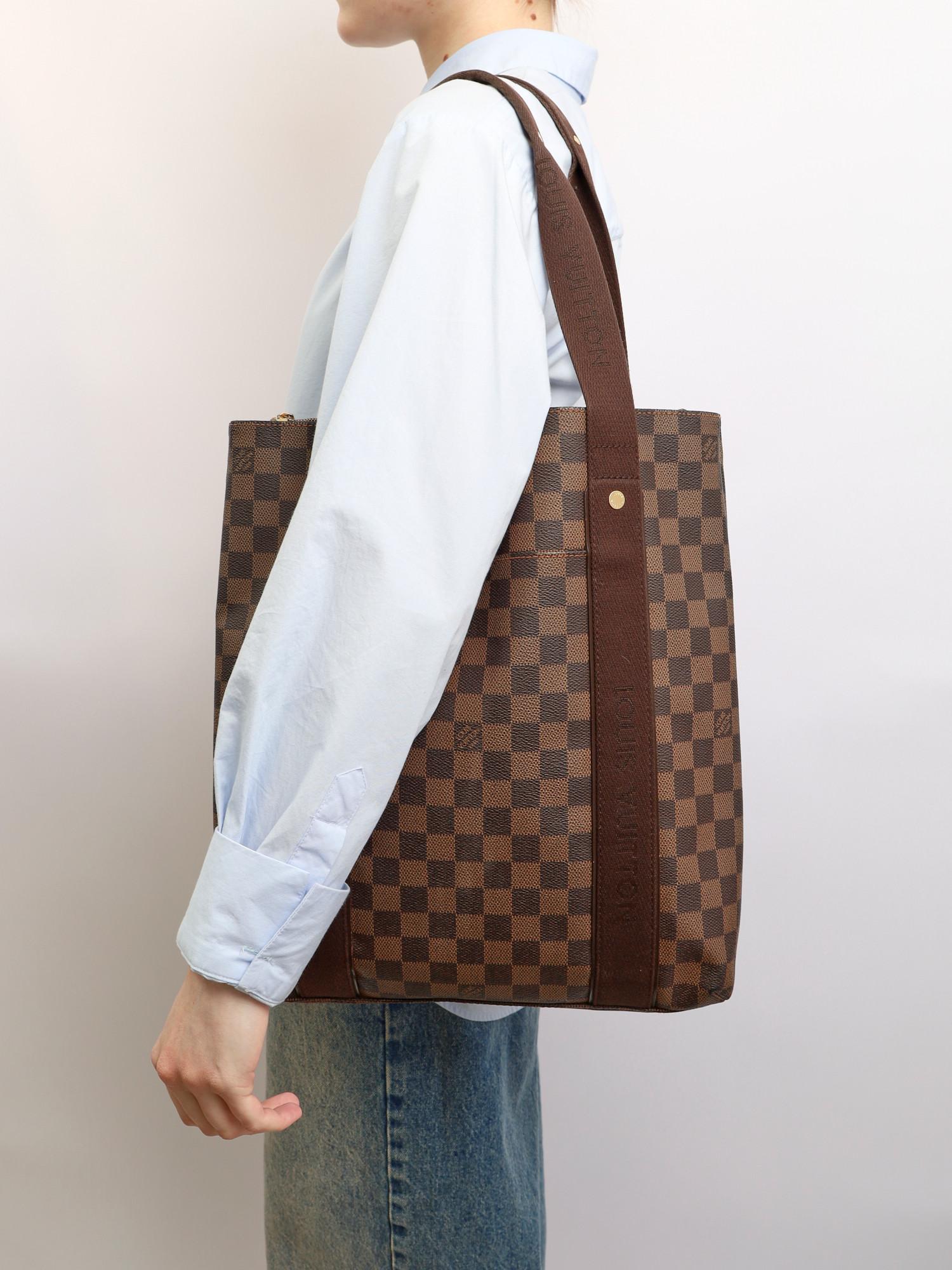 Louis Vuitton Beaubourg , фото 2