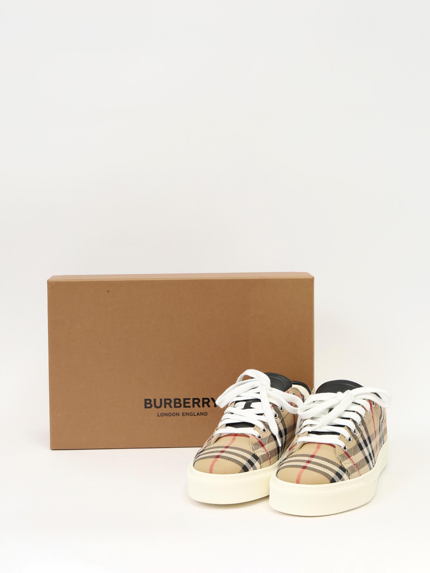 Burberry 40, фото 3