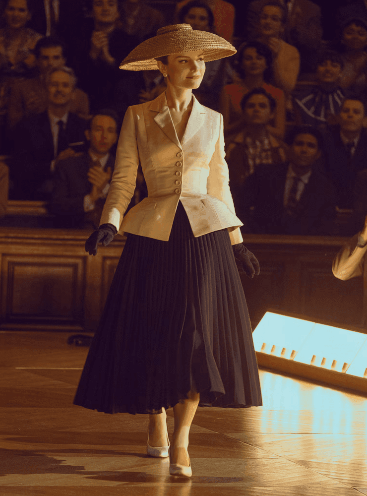 Кадр из сериала “The New Look”