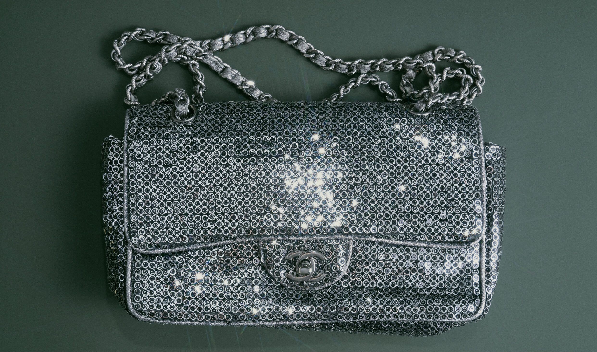 Не old, а timeless. Почему некоторые сумки мы считаем «классикой»?