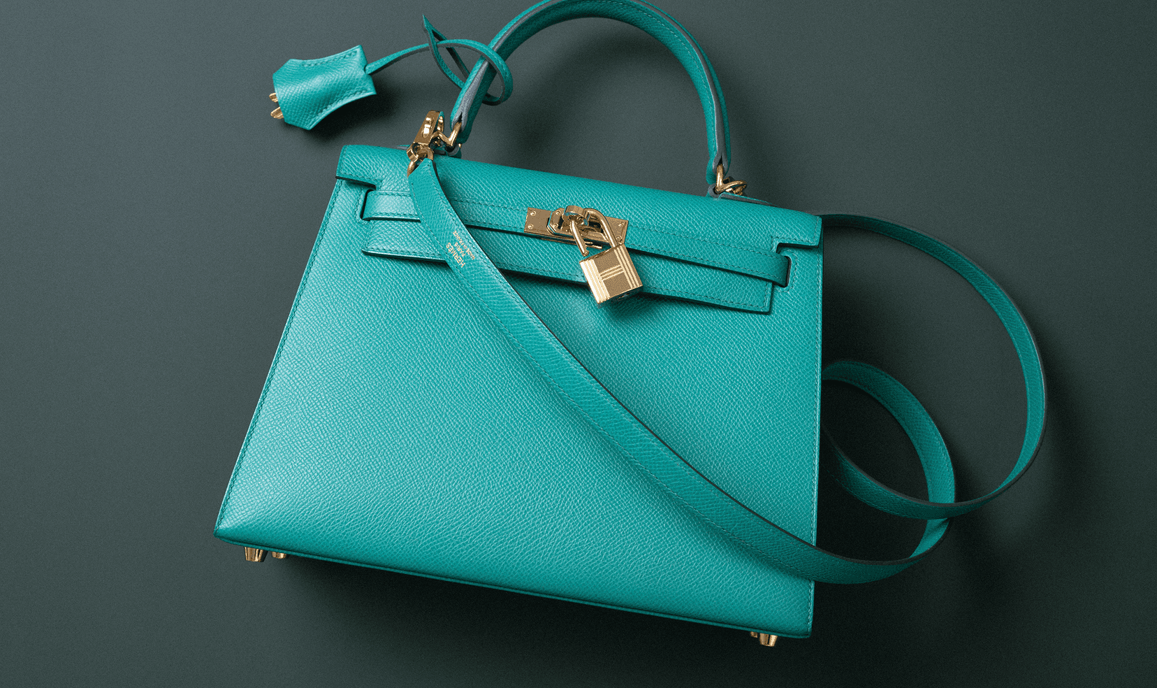 С Hermès Kelly можно не быть Грейс Келли. Но княгиней — обязательно